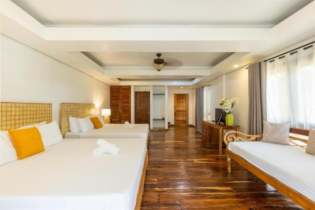 Nabulao Beach Resort Hinoba-an Esterno foto