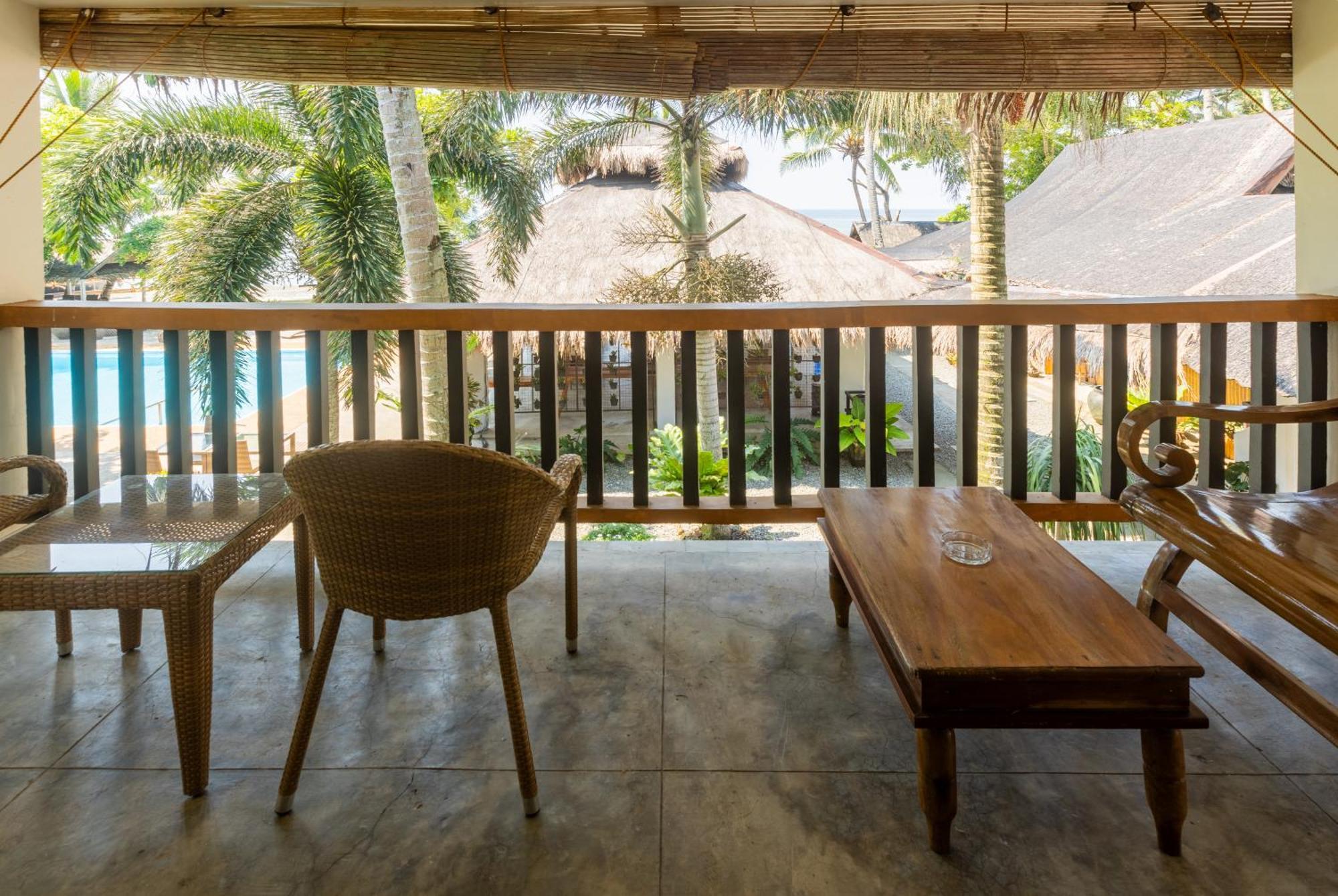 Nabulao Beach Resort Hinoba-an Esterno foto