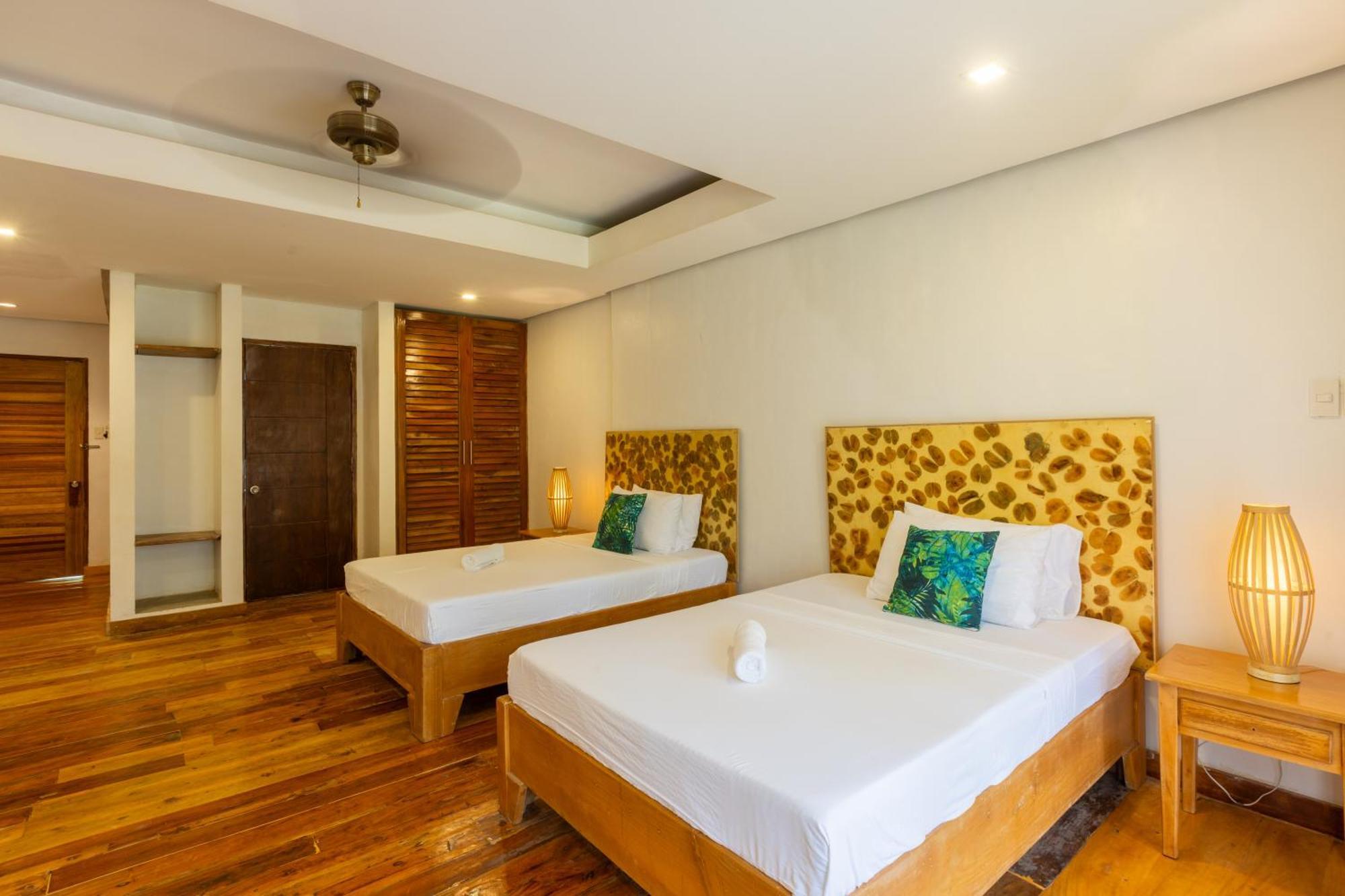 Nabulao Beach Resort Hinoba-an Esterno foto