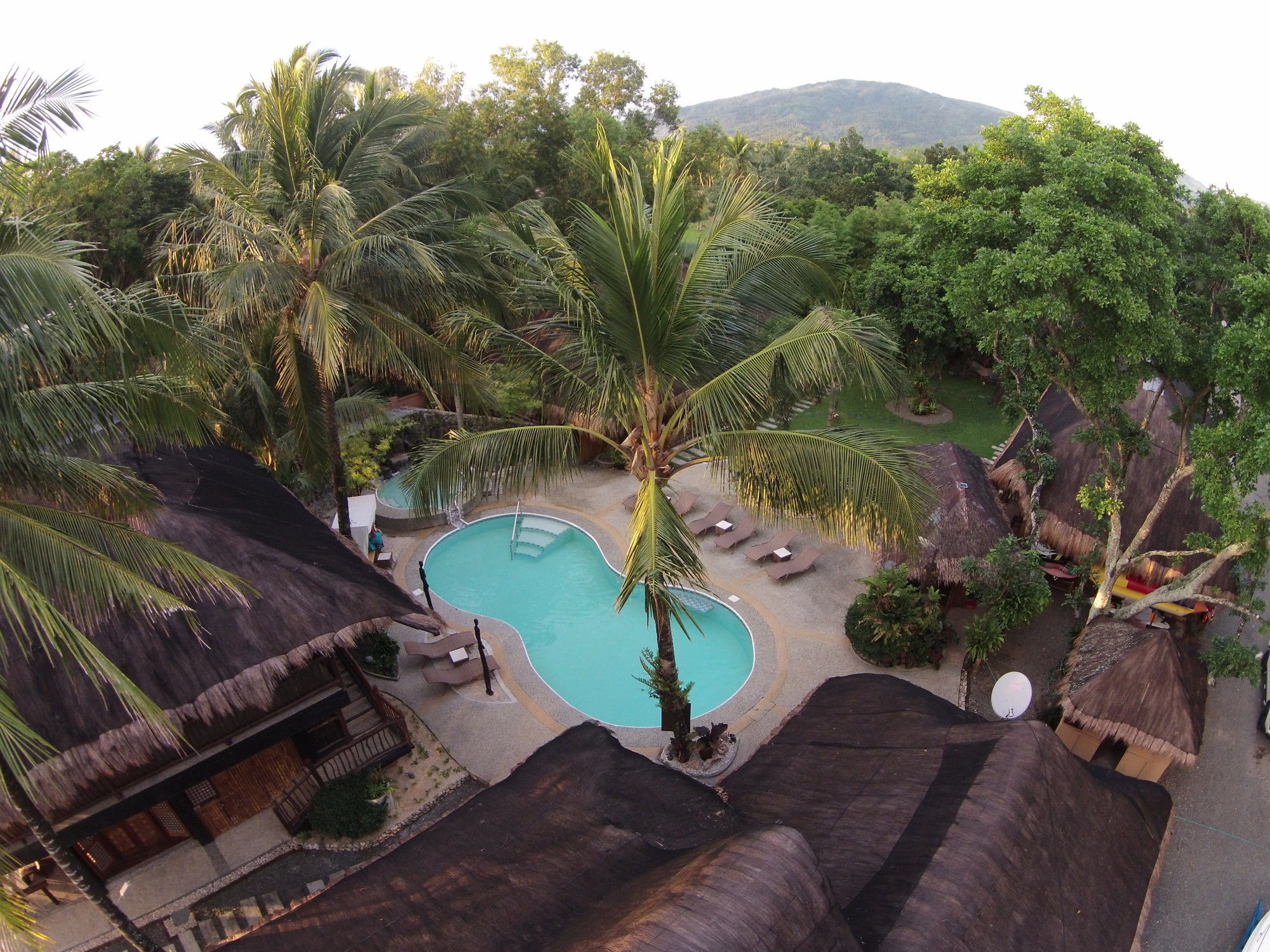 Nabulao Beach Resort Hinoba-an Esterno foto